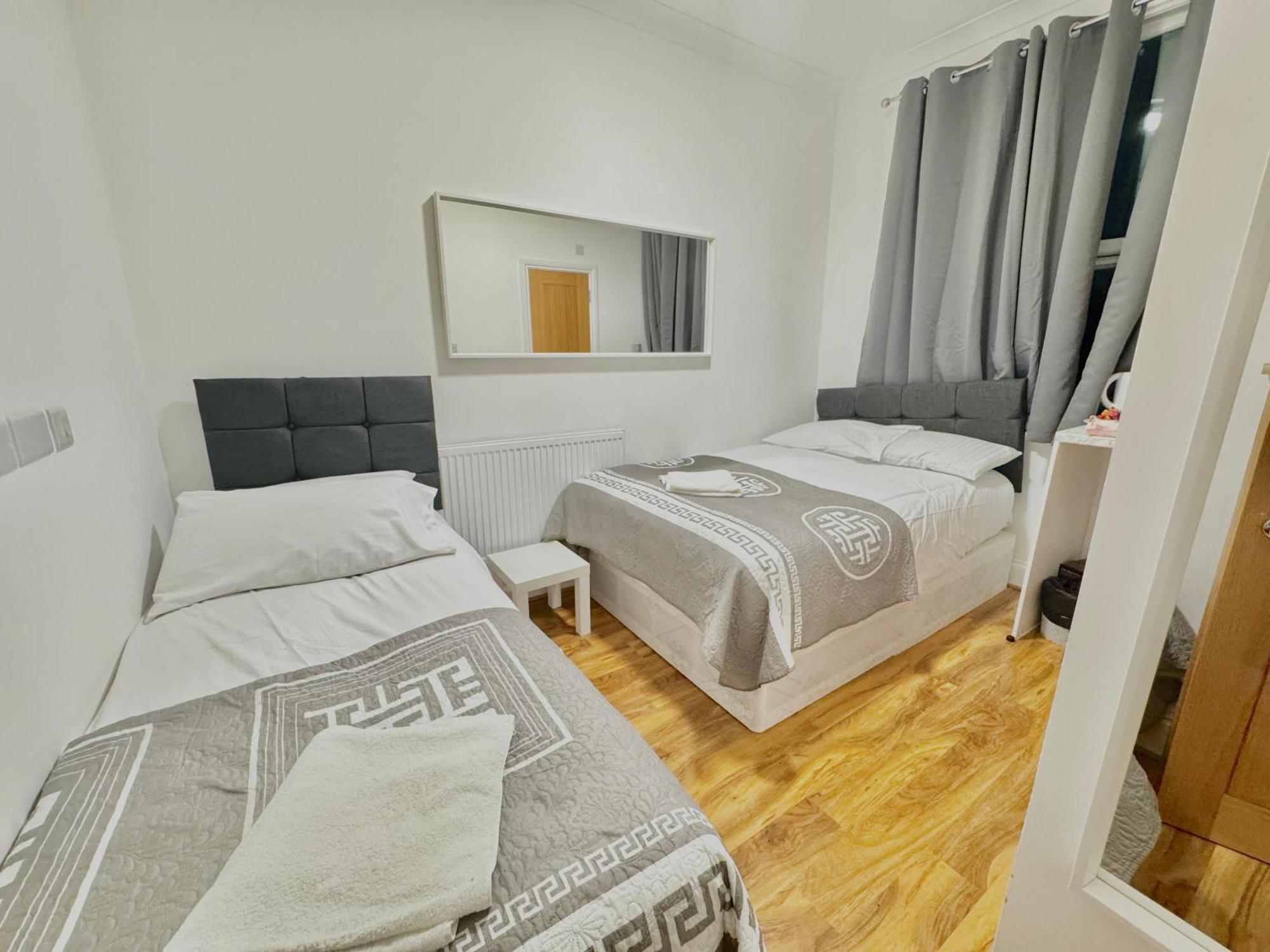 Venice Hotel Londra